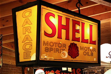 SHELL MOTOR SPIRIT & OIL - click to enlarge